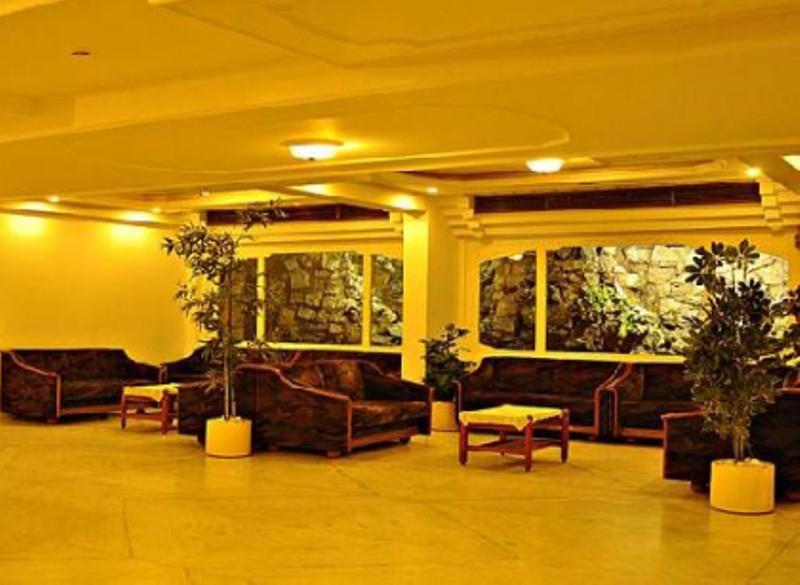 Golden Plaza Ξενοδοχείο Αχμπανταμπάντ Εξωτερικό φωτογραφία